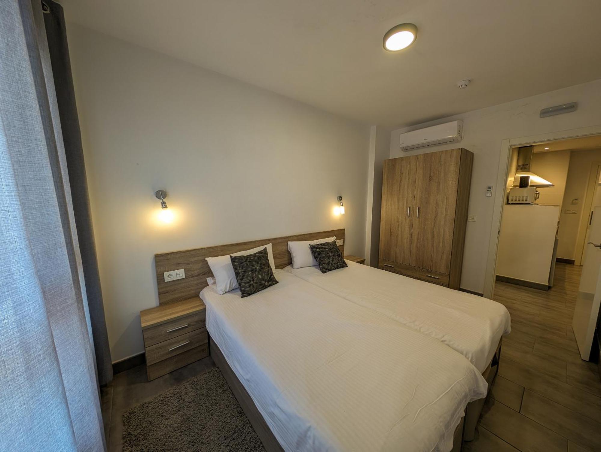 La Laguna Aparthotel 3*